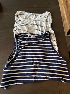 Green Envelope Navy & White Striped Tank Set of 2 size L SMOKE FREE HOME